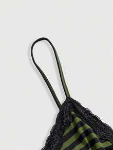 ROMWE Kawaii Y2K V 领条纹撞色蕾丝细肩带 T 恤，性感朋克风格女式夏季吊带背心 - 彩色 - 查看 3