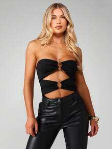MISSGUIDED Women Cut Out Strapless Bodysuit With Metal Ring Detail And Double Cutout Design For Party Club - Black - View 4