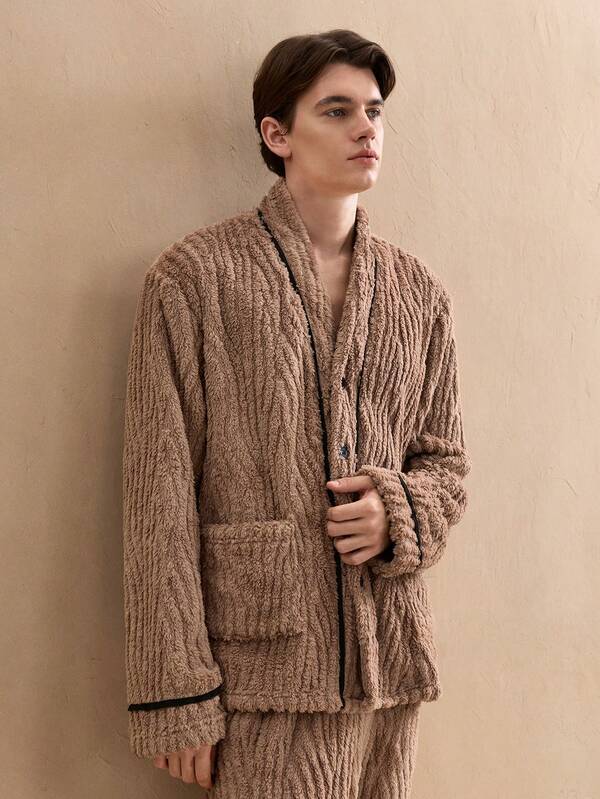 SHEIN EverLounge Automne/Hiver Rétro Vintage Pièce de monnaie Décontracté Confortable Maison Corail Peluche Réversible Long Famille Fête Lien Rayure Contraste Couleur Extérieur, Moelleux