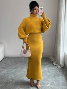 SHEIN Elenzya 女式秋冬 Anneusta 上衣，适合度假、独立日、劳动节、哥伦布日、感恩节、情人节、街头风格、复古风、斯堪的纳维亚风、垃圾摇滚风、韩式风格、休闲装、工作服、教师装、返校装、哥特风、办公室装、商务休闲装、金黄色高领针织毛衣两件套 - 黃色 - 查看 1