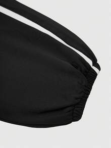 SHEIN Explorewe 2 piezas Conjunto de ropa deportiva casual de niños con cuello redondo, manga larga, estampado de letras posicionadas, para primavera, otoño e invierno, ropa versátil para el día a día, mezcla de negro y gris + Pantalones de peto negros tejidos, un conjunto completo, adecuado para deportes, vacaciones, otoño e invierno - Negro - Ver 5