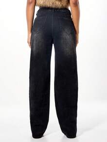 SUMWON WOMEN Jeans de pierna ancha de tiro alto con gráfico de NYC, adornos de letras rosas y tachuelas metálicas - Negro - Ver 2