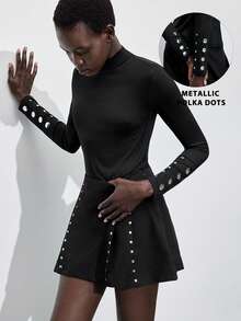 Maija 女士纯色立领长袖纽扣修身休闲T恤，黑色，适合圣诞节、感恩节、万圣节等场合穿着；黑色哥特风上衣，舒适保暖，适合秋冬季节；波点高弹力时尚系列