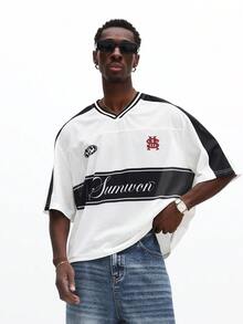 SUMWON Maglia in jersey a rete con scollo a V e maniche corte, con stampa a scritto, per abbigliamento casual estivo da strada