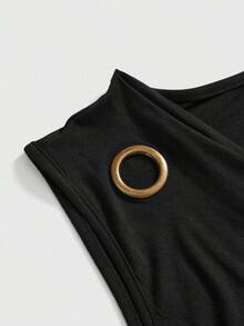 ROMWE Grunge Punk Tank Top Wanita Ukuran Besar Gaya Vintage Punk dengan Dekorasi Grommet Logam, Leher Berlipat, dan Hem Asimetris untuk Musim Semi/Panas, Cocok untuk Hari Valentine. - Hitam - View 3