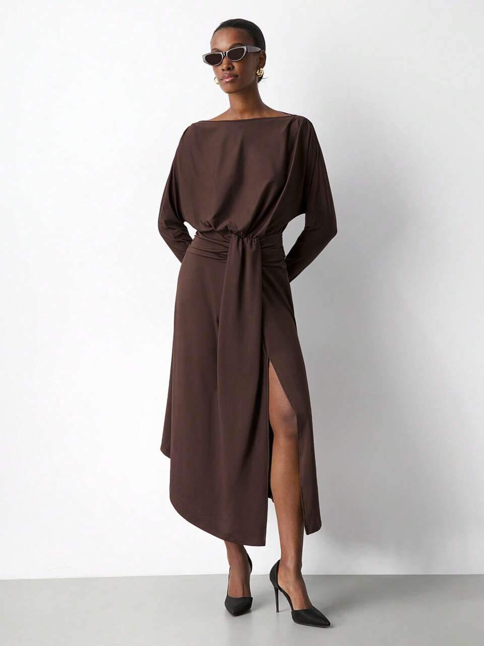 SHEIN Maija Women's Elegant Dark Brown Backless Waist Cinched Slit Dress,Autumn Dining Party Dresses,Solid Color Long Sleeve Party Dress For Autumn,Elegant