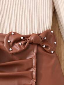 SHEIN Tween Girls Beaded Turtleneck Ribbed Puff Sleeve Knit Top & Pearl Bow PU Skort 2-Piece Set, Sweet Cool Fall Winter Outfit - Brown - View 5