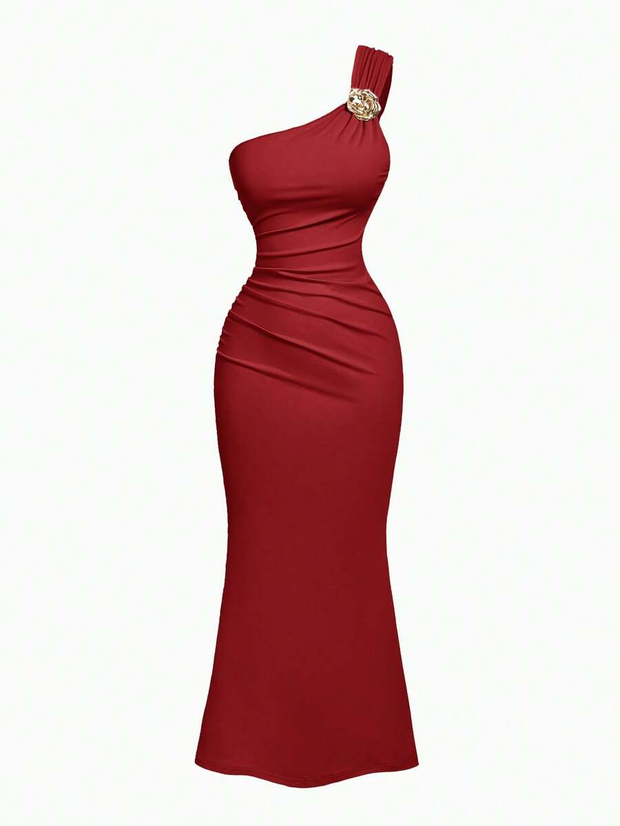 SHEIN X Hannahelzahed SHEIN MOD Women's Gold Brooch Decor One Shoulder Ruched Fishtail Skirt - Red - View 1