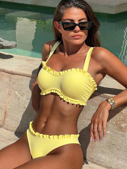 Bonvoyette Conjunto de bikini de top corto casual y shorts de playa con volantes en el bajo, con tirantes gruesos y de un solo color para mujer