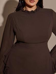 SHEIN BAE 大码女式棕色长袖雪纺荷叶边喇叭袖长裙 - 棕色 - 查看 4