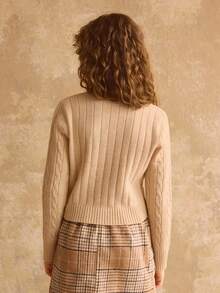 Tween Girls' V-Neck Cable Knit Pullover Sweater, Soft & Comfortable, Suitable For Daily, Outdoor, Travel, Vacation, Home, Daycare, And Children's Play Cropped Sweater