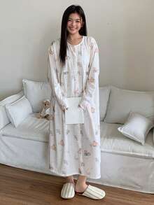 Dazy Plus 大码可爱卡通熊图案宽松长袖休闲睡裙，冬季，哞哞睡衣 - 杏色 - 查看 4