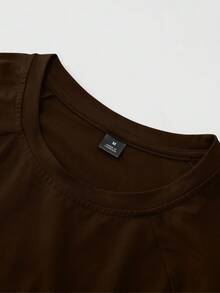Manfinity Homme Men's Solid Color Crew Neck Casual Versatile Long Sleeve T-Shirt Men Tops Long Sleeve Dark Brown Shirt Brown Tops For Men - Coffee Brown - View 5