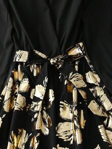 Franclia Robe d'automne pour femmes à manches longues, col en V, taille cintrée, avec imprimé floral doré sur le bas, style mode et polyvalent - Noir - Voir 3