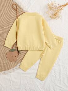 SHEIN Vintaside Kids 女婴针织毛衣套装，婴幼儿黄色长袖毛衣上衣 + 毛衣裤两件套，提花图案带荷叶边，适合秋冬季日常穿着、外出旅行 - 黃色 - 查看 2