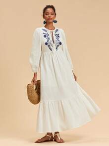 Travachic 女士度假纯色梭织刺绣荷叶边下摆长袖修身连衣裙 - 白色 - 查看 3