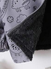 SHEIN Genkimix Kids 年轻男孩休闲时尚全身印花连帽夹克，保暖内衬，拉链开合，秋冬