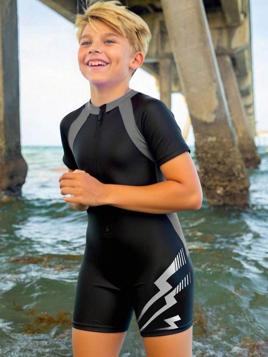 SHEIN Tween Boy Casual Sports Graphic Rash Guard Swimsuit, For Beach, Swimming, Surfing