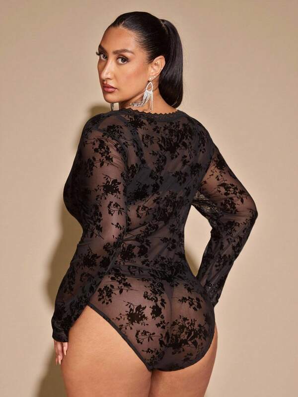 SHEIN BAE Christmas Plus Size Women's Flocked Lace V-Neck Sheer Bodysuit,Long Sleeve Black Top,Summer Elegant Formal Evening Night Out Club Party Outfits