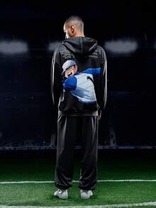 Captain Tsubasa X SHEIN Men's Casual Sports Anime Football Figure Letter Graphic Dropped Shoulder Loose Drawstring Hoodie And Sweatpants Set, Spring/Autumn - Dark Grey - View 3