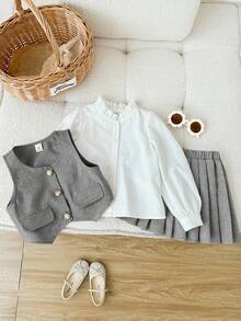 SHEIN 少女优雅金色纽扣背心、荷叶边领衬衫和百褶裙套装，适合秋冬季节、派对和日常穿着。少女校服灰色制服连衣裙，秋冬季少女连衣裙百褶裙套装。 - 灰色 - 查看 4