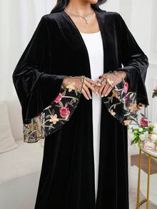 Al Najma 女士时尚优雅花卉刺绣长袍 - 黑色 - 查看 1