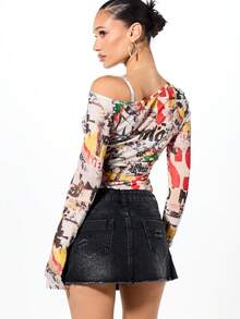 SUMWON WOMEN 多彩涂鸦印花长袖网眼上衣，露肩设计，适合休闲节日穿着 - 彩色 - 查看 2