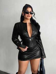 SHEIN SXY Y2K铆钉装饰低腰皮革迷你裙，女士俱乐部风格，黑色皮革材质。 - 黑色 - 查看 1