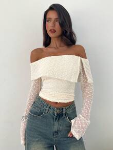 Aloruh Áo thun dài tay trễ vai nhún bèo họa tiết thời trang nữ - Màu be - Xem 5