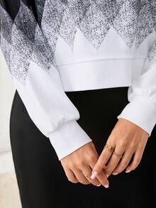 EMERY ROSE Plus Size Women Casual Ombre Rhombus Print V-Neck Loose Sweatshirt And Sleeveless Dress 2 Piece Set, Elegant Dresses For Women, Plus Size Office Wear, Casual Dresses  2 Piece Set For Women, Autumn/Winter,2025 New