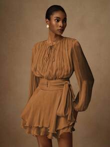 Vesra Gaun Mini Elegan Wanita Warna Aprikot dengan Tali Pengikat, Lengan Panjang, dan Hem Bergelombang, Warna Cokelat Kopi - Coklat - View 3