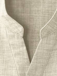 Manfinity Homme 男士宽松纯色半扣口袋贴布衬衫（不含项链） - 杏色 - 查看 3