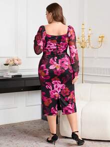 Reflora Robe moulante en maille noire à imprimé floral violet grande taille, robe moulante en maille à encolure carrée extensible, robe moulante à manches longues et encolure en cœur, robe moulante élégante, robe romantique pour vacances, soirée ou rendez-vous - Multicolore - Voir 2