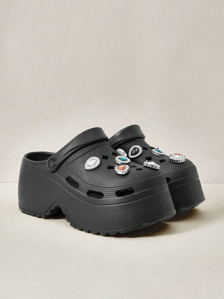 Women Fashionable Detachable DIY Crystal Decoration Perforated Shoes Vacation Shoes Summer Spring Shoes Spring Break Easter For Casual Beach Style