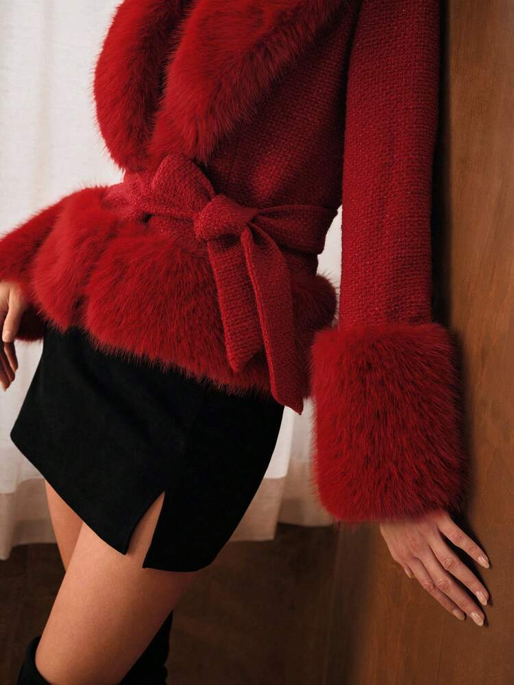CONTRAST FUZZY COLLAR BELTED OVERCOAT