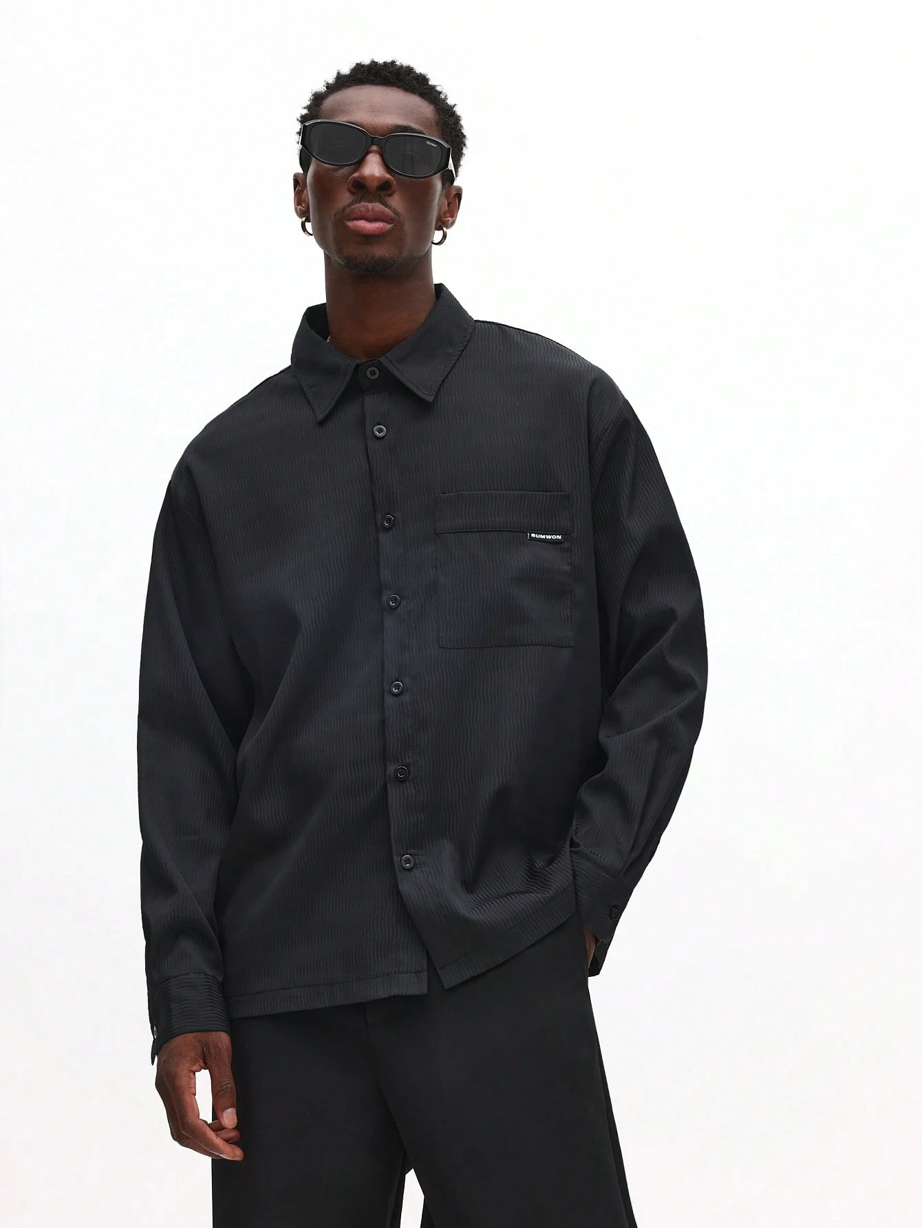 Chemise boutonnée à manches longues en velours côtelé