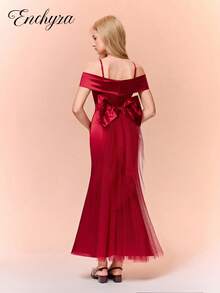 فستان سهرة أنيق بتصميم ذيل الحورية بالكتف المنحدر باللون البرغندي، فستان رسمي للمراهقات