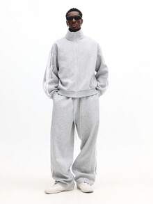 SUMWON 常规款男士全拉链运动夹克和配套直筒运动裤套装，带侧边带细节 - 灰色 - 查看 4