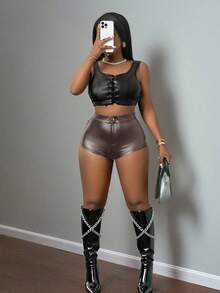 Slaydiva 新款休闲运动街头黑色皮革镂空交叉侧带短裤，时尚迷你短裤 - 咖啡棕 - 查看 5