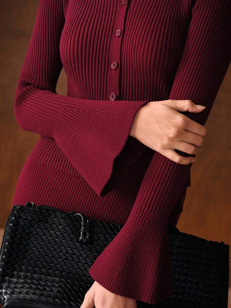 Elegant Knitted Flare Sleeve Top And Mermaid Hem Skirt Set, Autumn/Winter