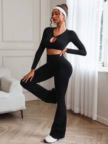 SHEIN Sports Women's Solid Color Hollow Out Cropped Top And Flare Pants Sports Suit - Black - View 7