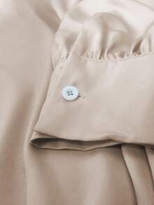 Franclia Elegante vestido de mujer para otoño/invierno de tela mate color caqui con cintura ceñida, cuello con volantes, mangas largas, decoración de perlas en los hombros, y cremallera invisible lateral - Albaricoque - Ver 6