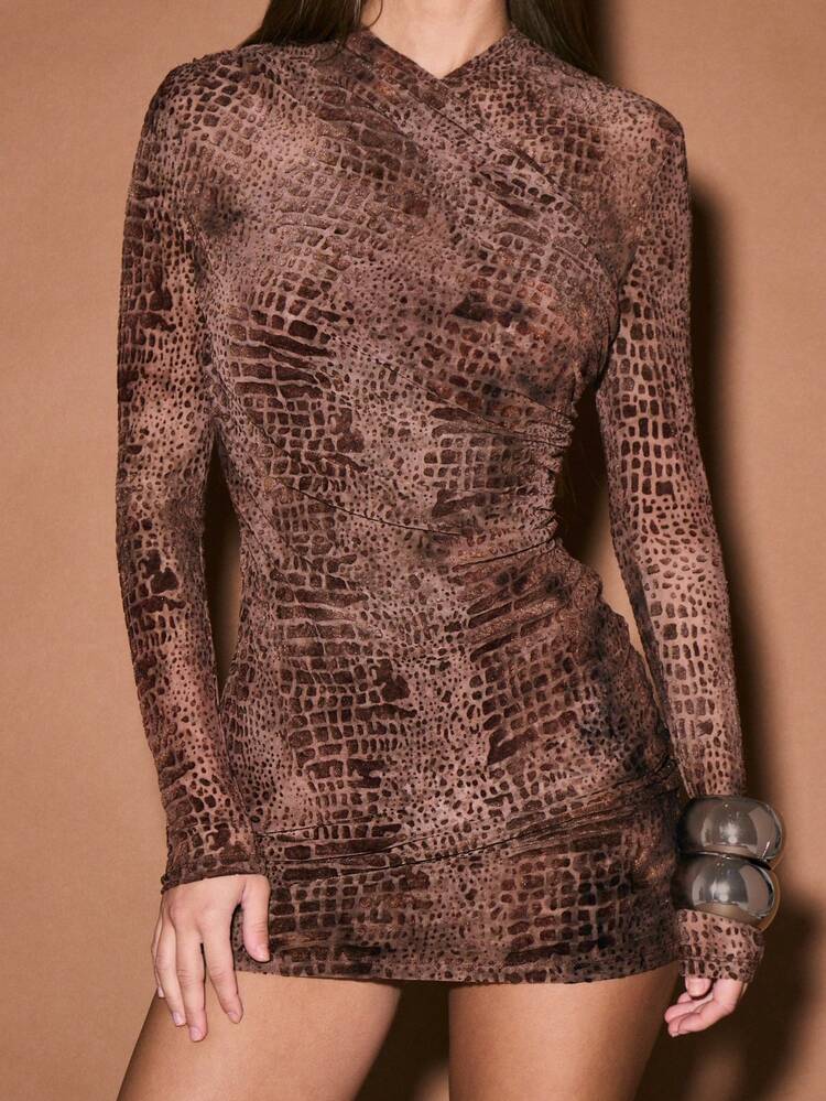 KIZN Sukienka mini z długim rękawem i nadrukiem krokodyla