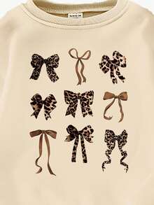 SHEIN 秋季套装 少女时尚创意可爱清新个性化豹纹蝴蝶结设计图案印花保暖舒适休闲套装 圆领卫衣+打底裤 两件套 - 彩色 - 查看 4