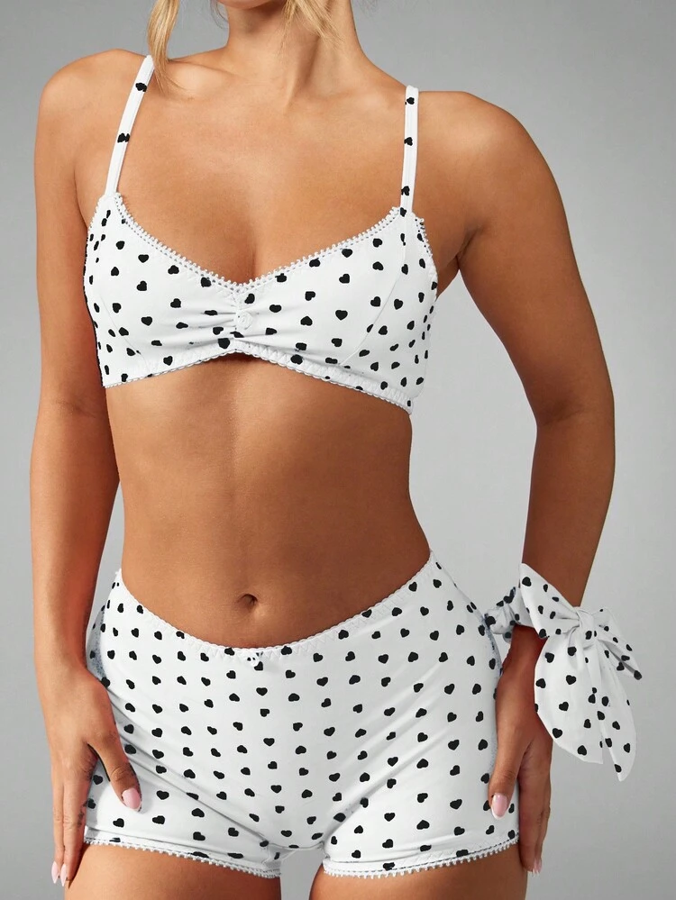 MISSGUIDED Heart Print Wireless Pull On Bra And Boy Short Set Intimates Sleepwear Lingerie Comfortable Everyday Underwear