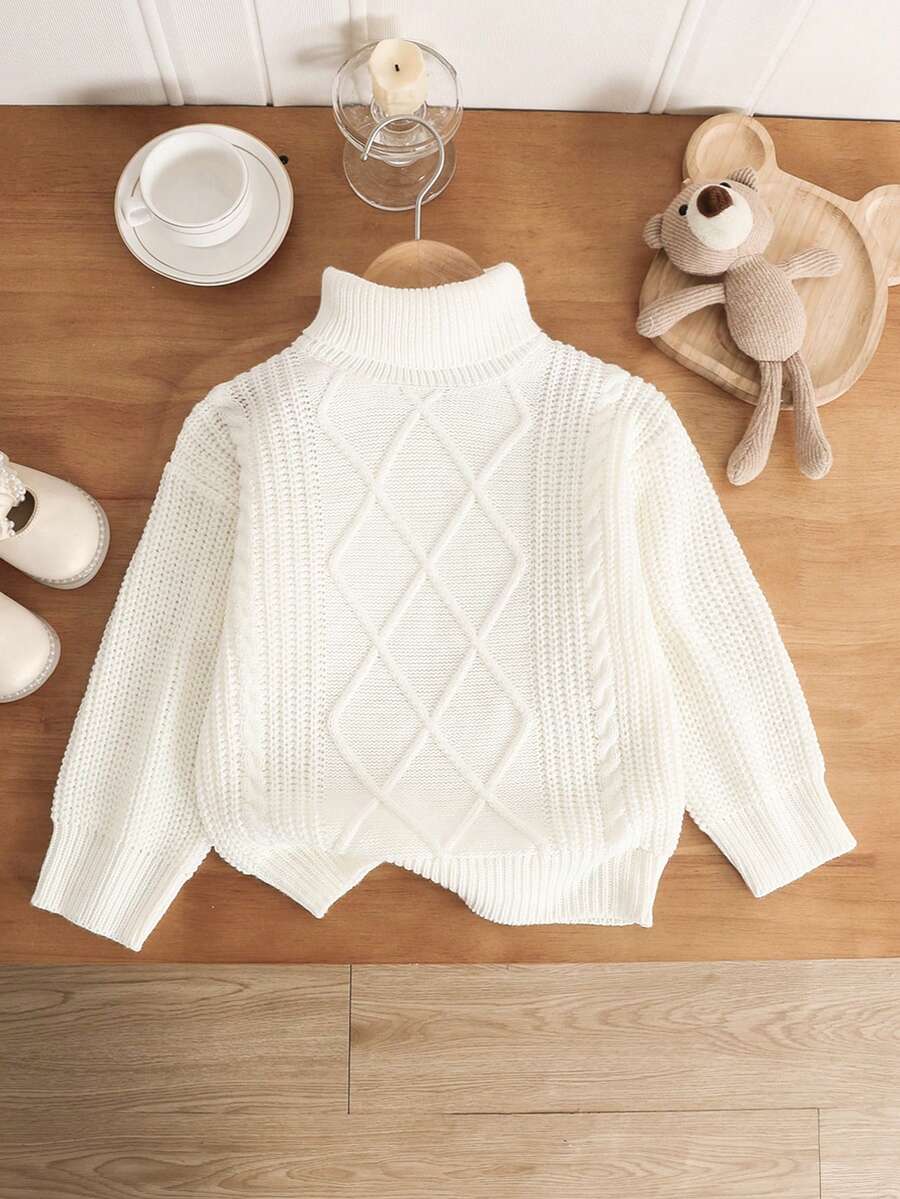 SHEIN Genkimix Kids 1 件女童套头衫,高领钻石纹理,纯色,百搭宽松,柔软舒适,常规厚度,下摆整齐,适合秋冬季休闲穿着、外出和日常生活 - 白色 - 查看 1
