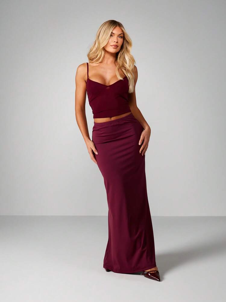 MISSGUIDED Christmas Burgundy Two Piece Cami Top And Maxi Skirt Set With Mesh Panel Details For Evening Party Christmas