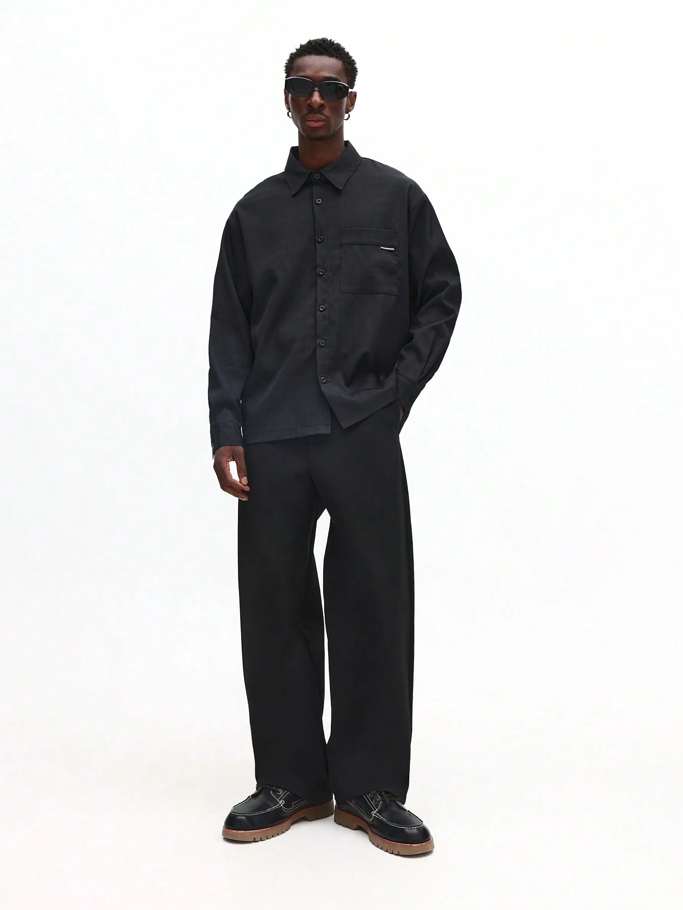 Chemise boutonnée à manches longues en velours côtelé