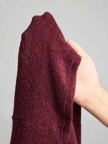 Ontre Vestido feminino elegante, casual e acinturado, com modelagem evasê, da coleção Outono/Inverno 2025, ideal para o Ano Novo e o Natal. - Castanho Café - Ver 9