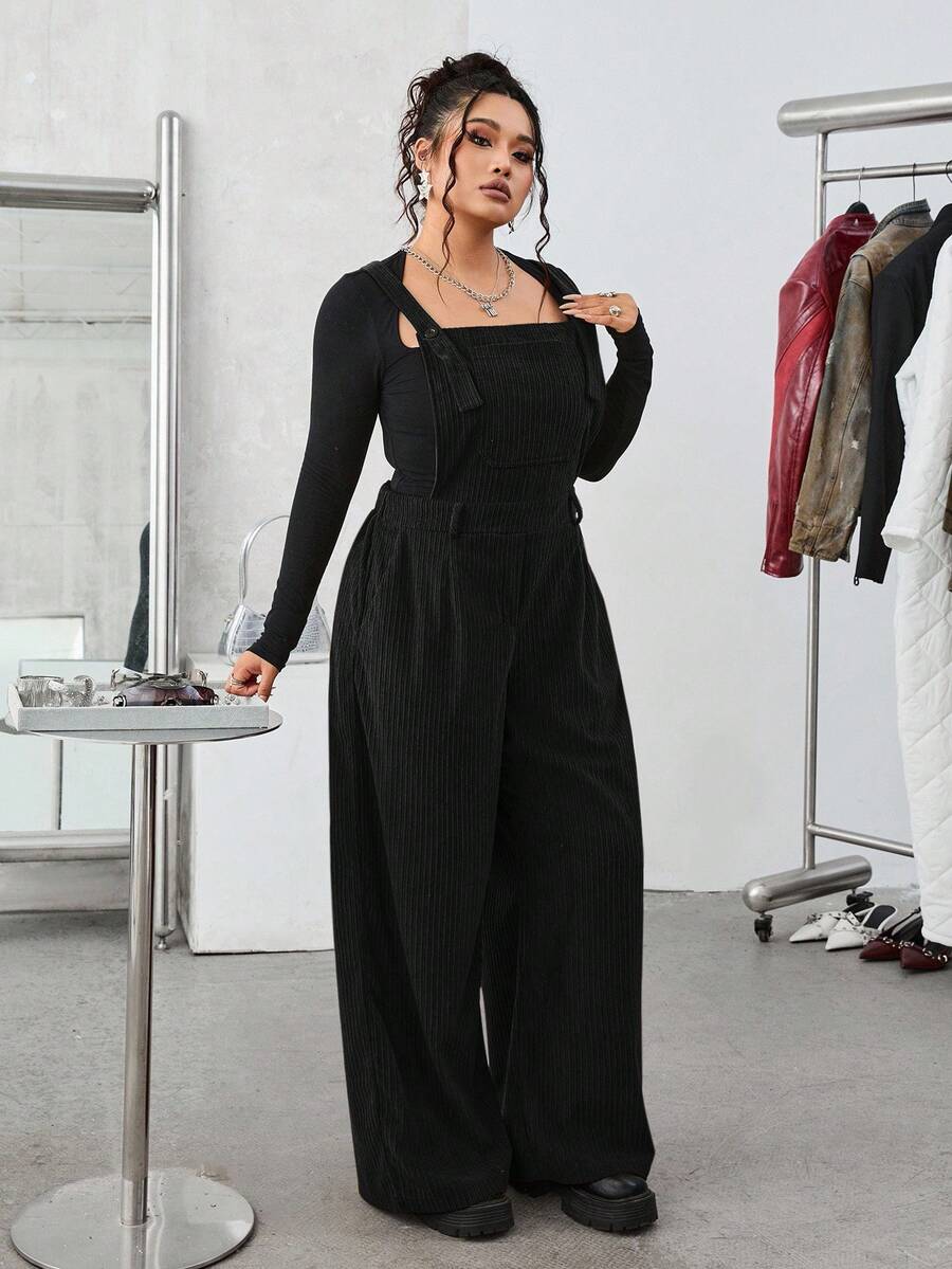 SHEIN EZwear Bộ đồ liền thân nhung kẻ trơn màu tối giản hàng ngày cỡ lớn - màu đen - Xem 1